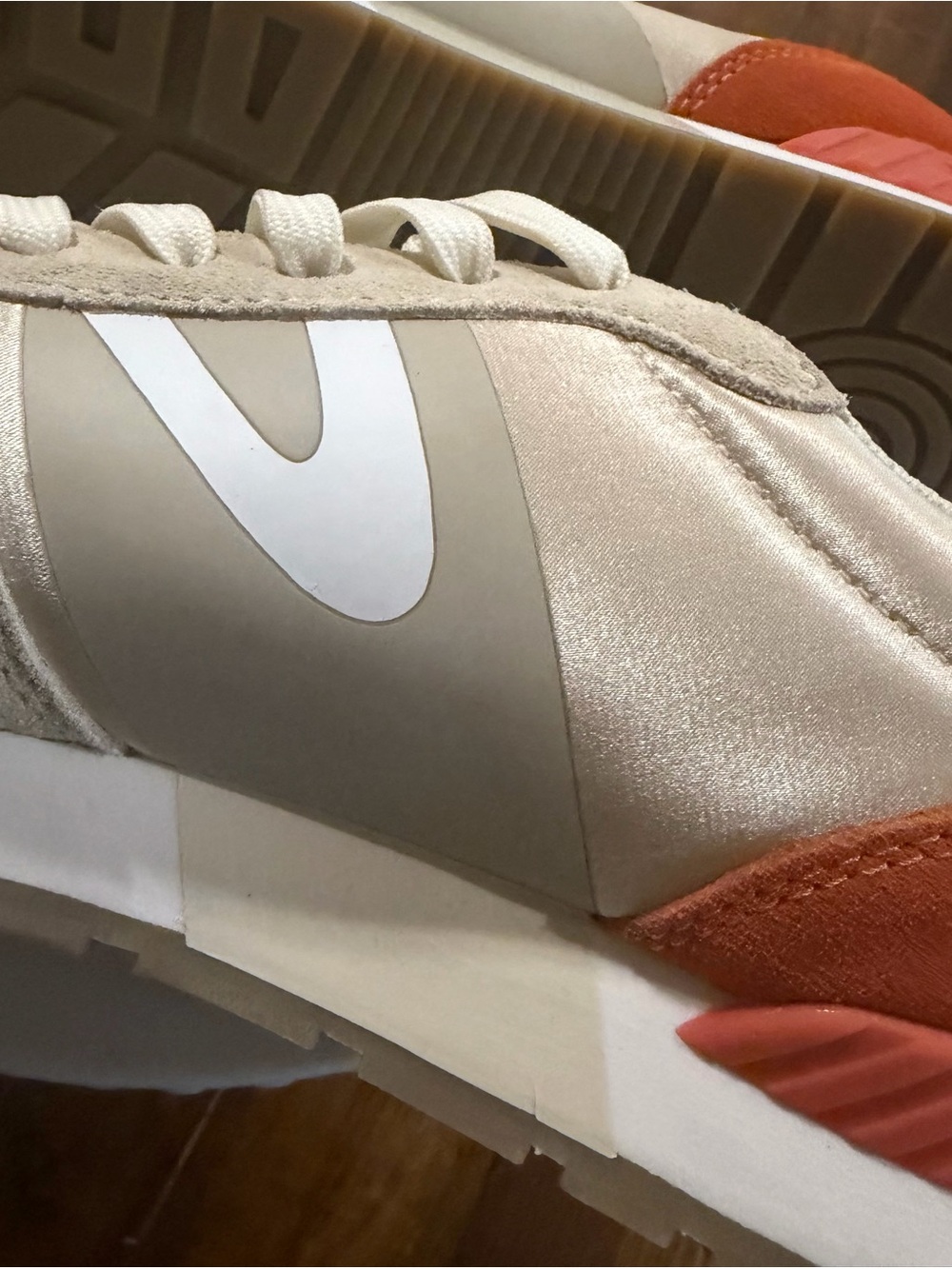 ✨ UNIQUE✨NEW WITH TAGS • TRETORN RETRO SNEAKERS • Celebrity-Favorite Brand